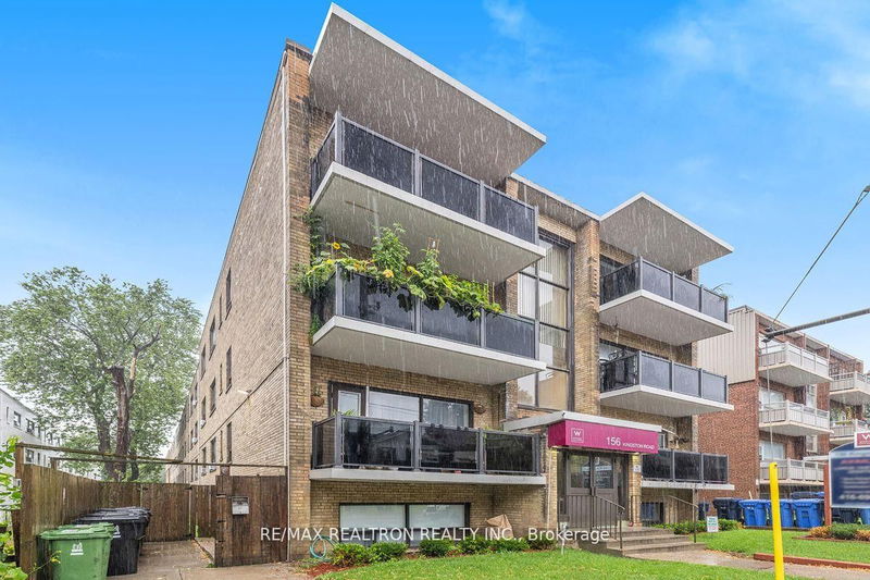 home for lease on 10-156 Kingston Road