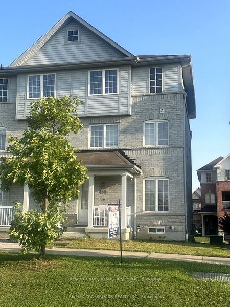 home for sale on 455 Rossland Road E