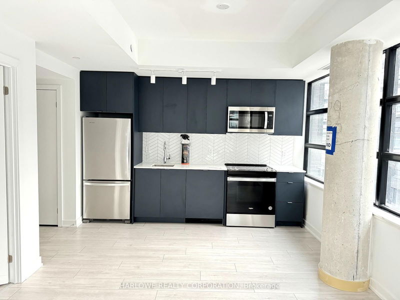 home for lease on 325 C-1612 Charles Street