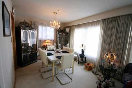 218 Harmony Rd N, Oshawa, L1G8L5 | Image 3