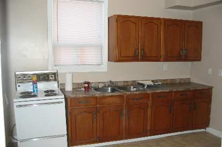 254 Bruce St, Oshawa, L1H1R5 | Image 2