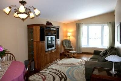 821 Krosno Blvd, Pickering, L1W1G7 | Image 2