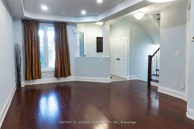 Unit Main — 17 Hoodgate Dr, Whitby - Williamsburg image-0-4