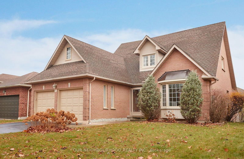 home for sale on 44 Headlands Crescent