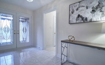 44 Headlands Cres, Whitby - Rolling Acres image-0-3