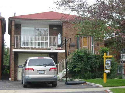 Detached House sold at 12 Glendinning Avenue, Toronto, Ontario, M1W3G2 - Steeles - MLS: E1082080