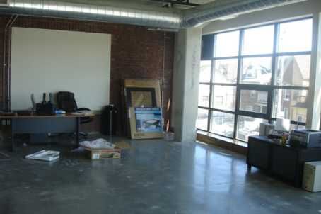 218 - 68 Broadview Ave, Toronto, M4M2E6 | Image 3