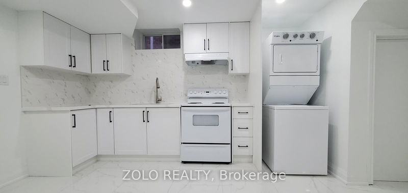 home for lease on 26 Northglen Boulevard