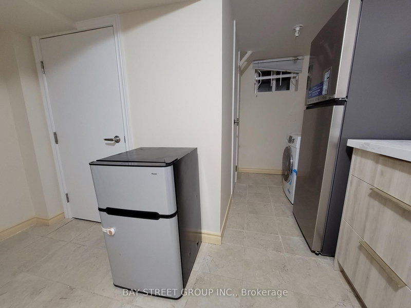 Bsmt - 657 Pharmacy Ave, Toronto, M1L 3H6 | Image 3