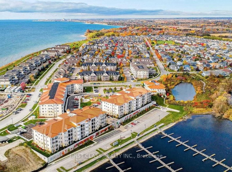 317 - 50 Lakebreeze Dr, Clarington, L1B 0V9 | Image 3