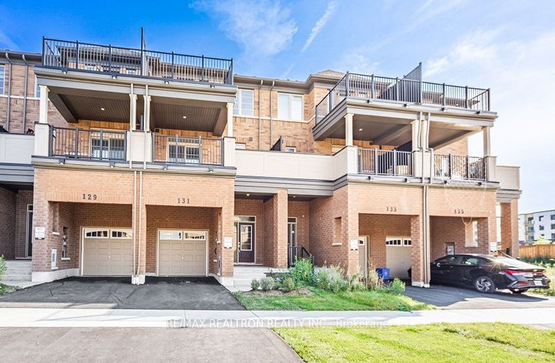 home for lease on 131 Air Dancer Crescent