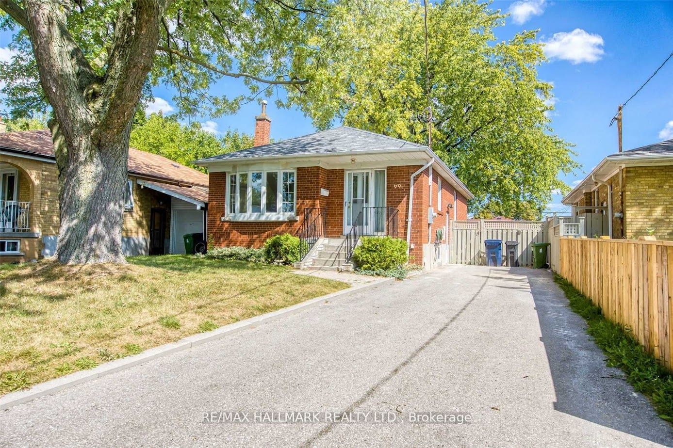 Detached House leased at Bsmt-69 Barrymore Road, Toronto, Bendale, M1J 1W5 - MLS: E11431685