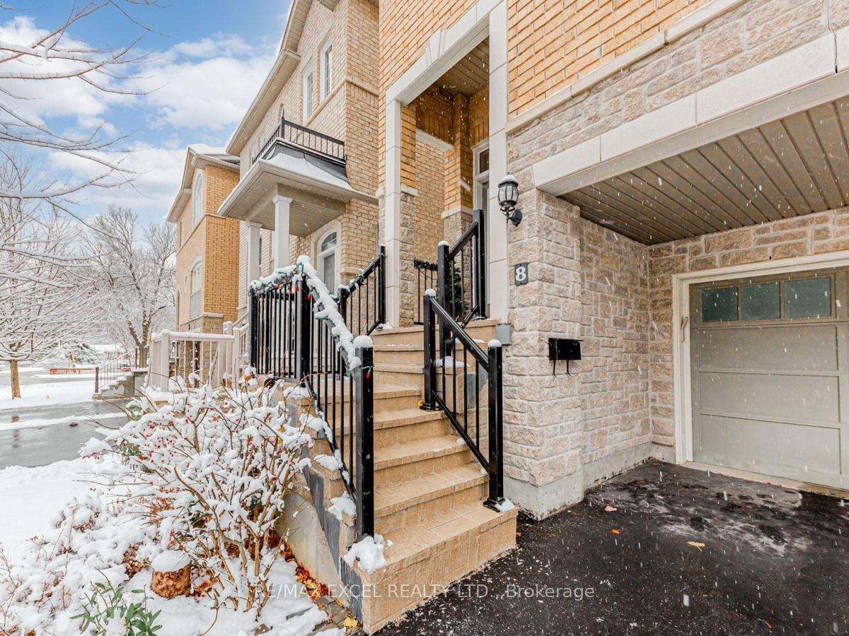 Detached House leased at 8 Mastwood Crescent, Toronto, Rouge E10, M1C 0B4 - MLS: E11432502