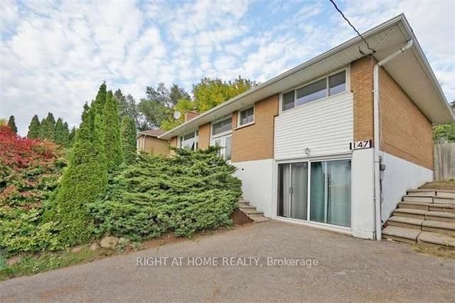 home for lease on 147 Grandview Street