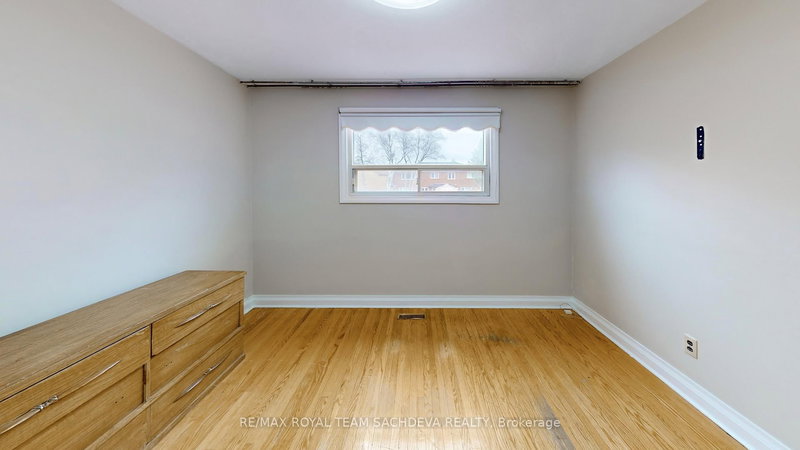 Lower - 63 Bobmar Rd, Toronto, M1C 1C8 | Image 3