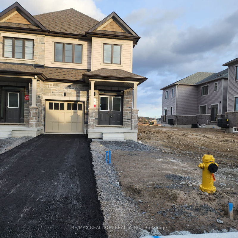 home for lease on 1531 Wheatcroft Drive