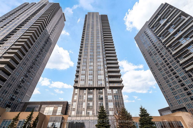 home for lease on 2519-275 Village Green Square