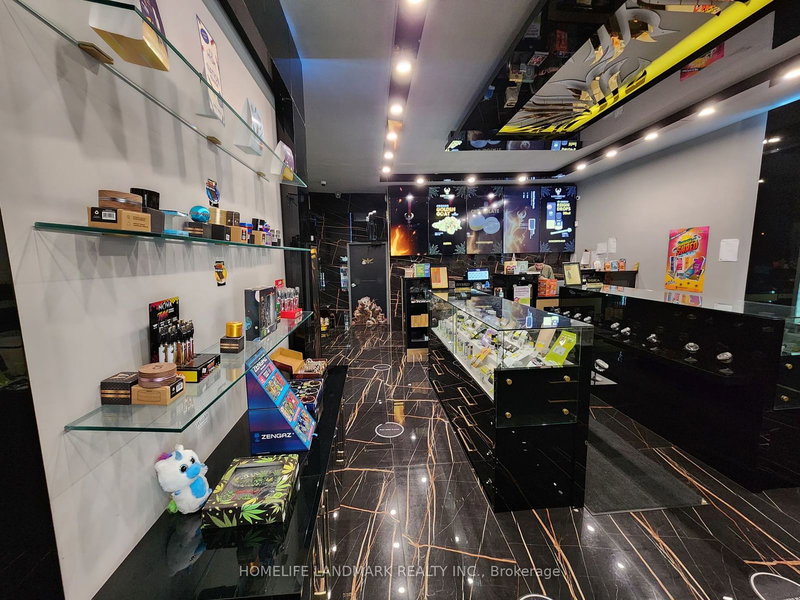 A - 12 Simcoe St S, Oshawa, L1H 4G2 | Image 3