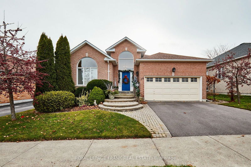 78 Country Estates Dr, Scugog - Port Perry image-0-0