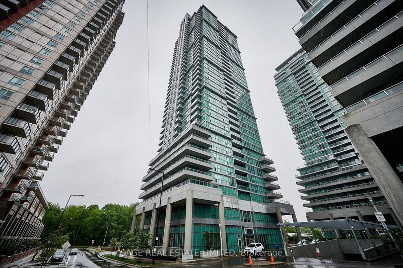 home for lease on 2201-50 Town Centre Court