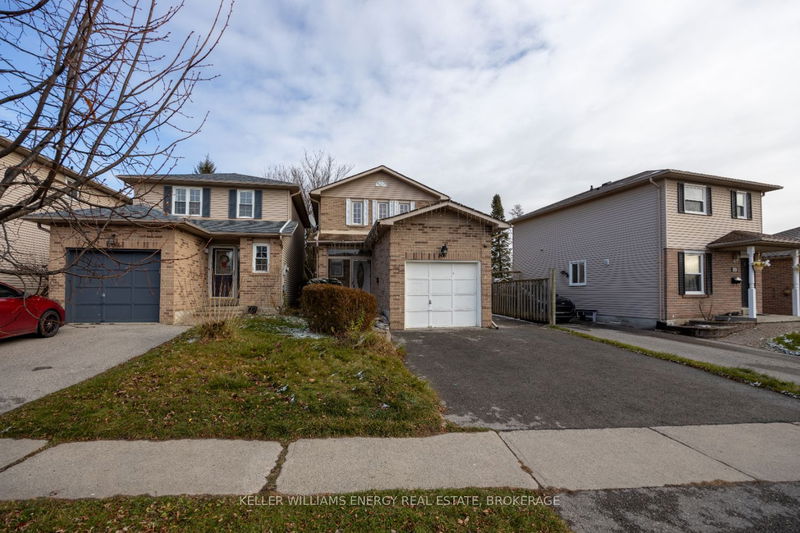 home for lease on 606 Cobblehill Drive