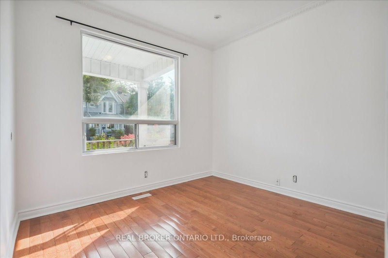 Main - 134 Jones Ave, Toronto, M4M 3A1 | Image 3
