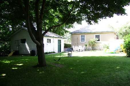 991 Hortop St, Oshawa, L1G4P4 | Image 3