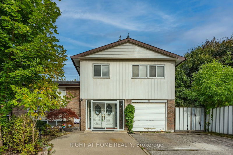 39 Boundy Cres, Toronto, Ontario (MLS E11880390)