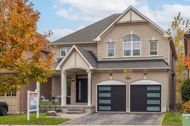home for sale on 10 Duckfield Crescent