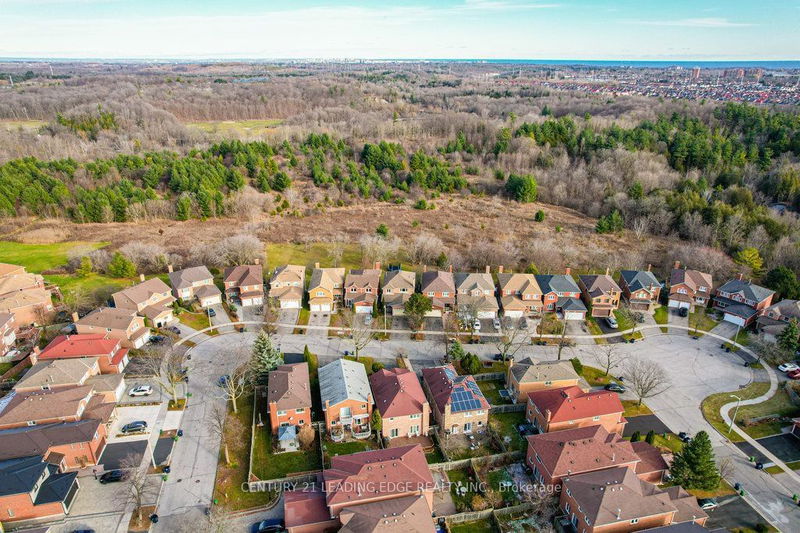 home for sale on 83 Gennela Square