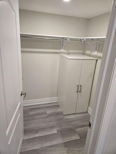 Unit Bsmt — 18 Cameron Watson Cres, Toronto - Centennial Scarborough image-0-1