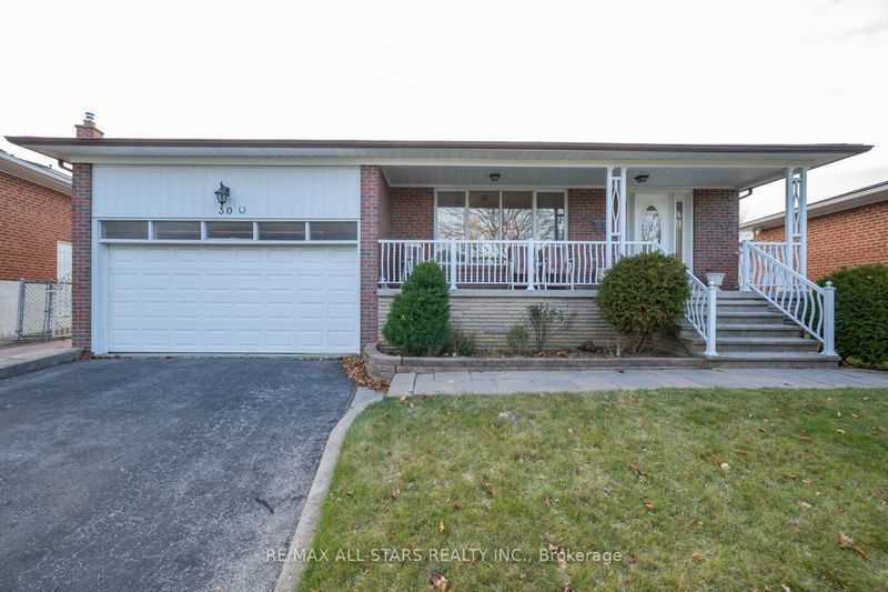 home for sale on 30 Orangewood Crescent