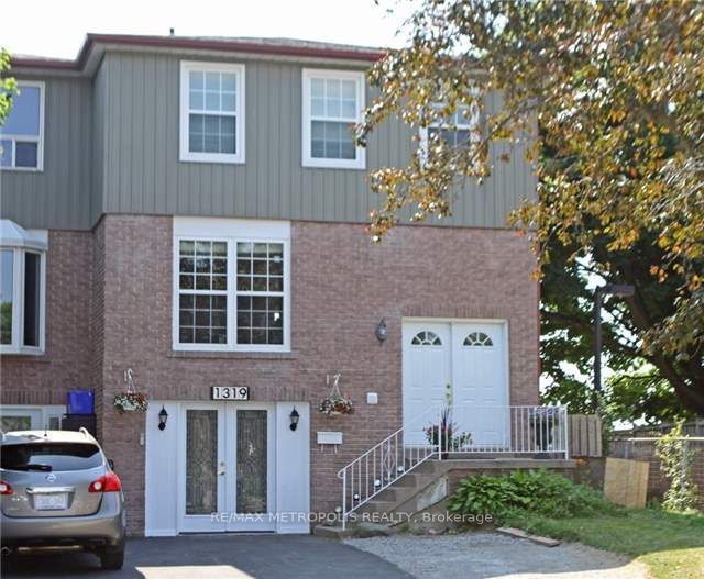 Semi-Detached House leased at Bsmt-1319 Luna Court, Pickering, Bay Ridges, L1W 3C3 - MLS: E11882482