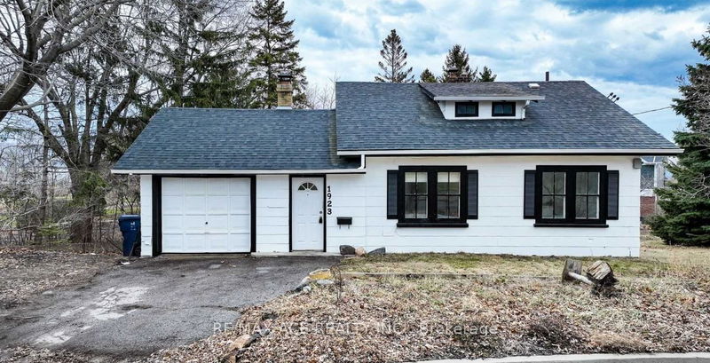 home for lease on MAIN-1923 Kingston Road N