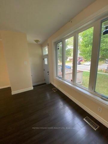 332 Rosedale Drive — photo 2