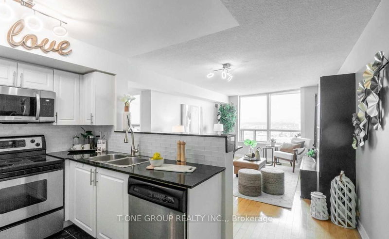 home for lease on 2406-61 Town Centre Court