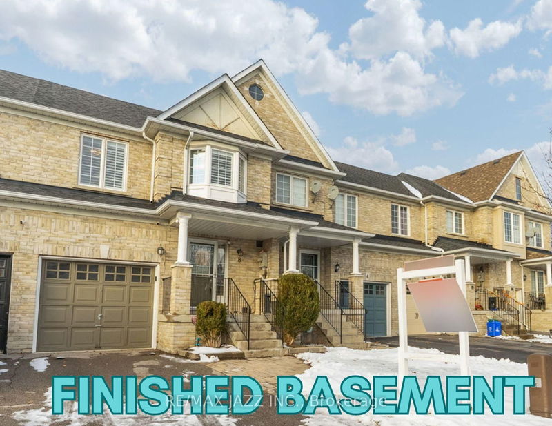 home for sale on 8 Odessa Crescent