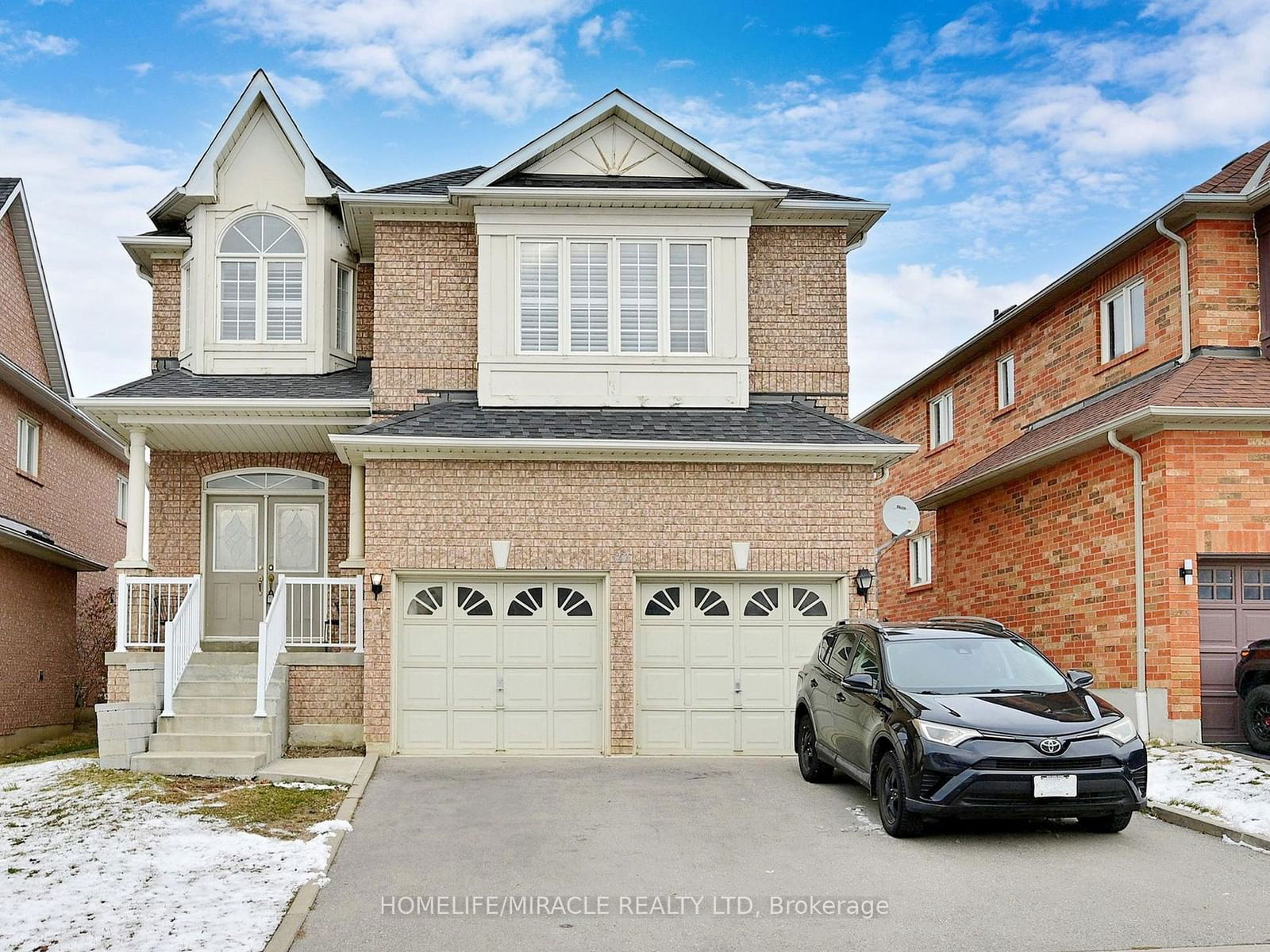 Building in 77 Nobbs Drive