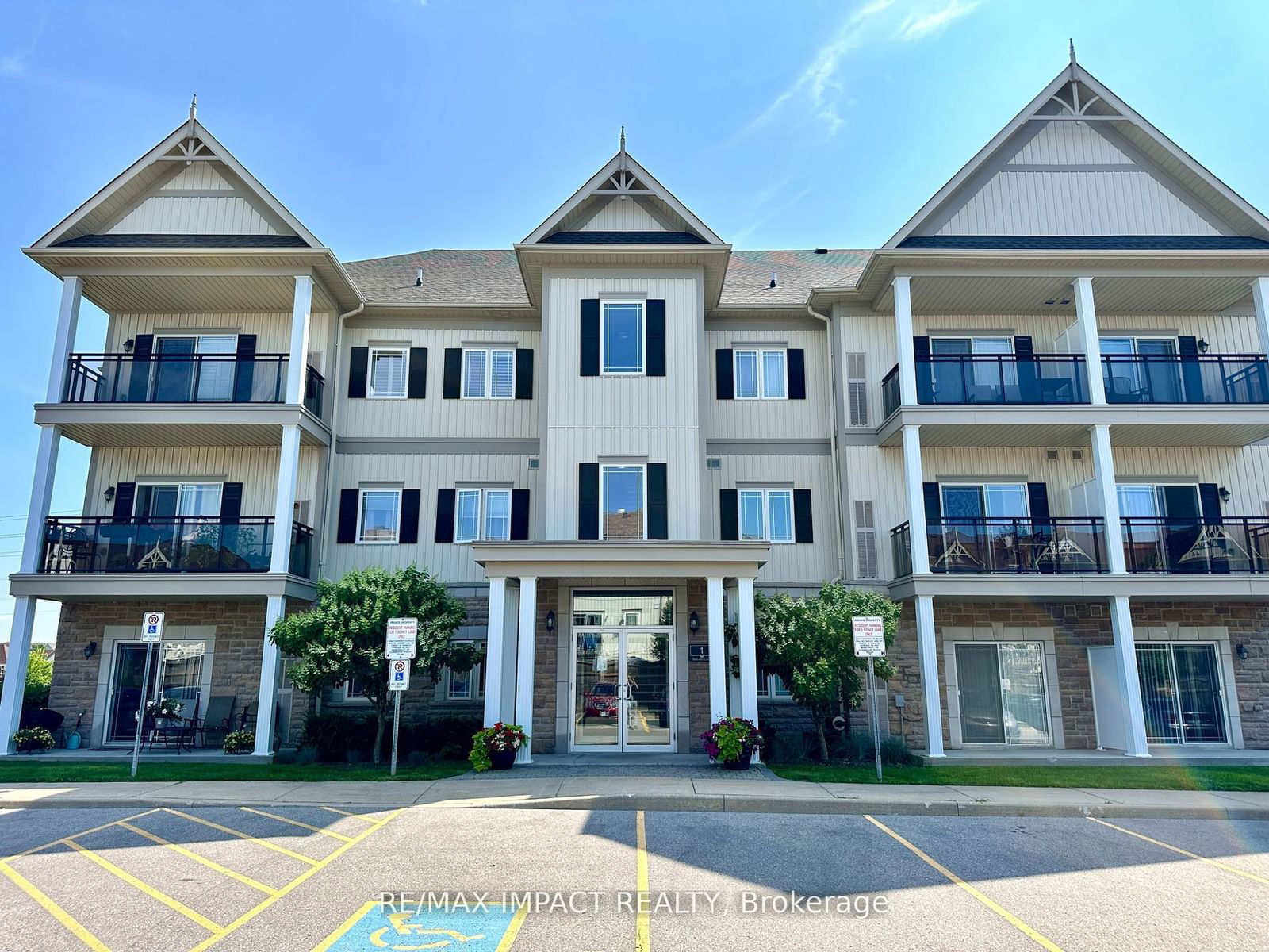 Condo leased at 104-1 SIDNEY Lane, Clarington, Bowmanville, L1C 0C6 - MLS: E11886384