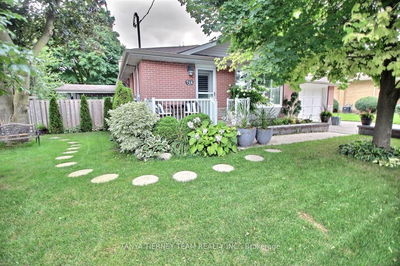 Unit Lower — 718 Clarence Dr, Whitby - Downtown Whitby image-0-1