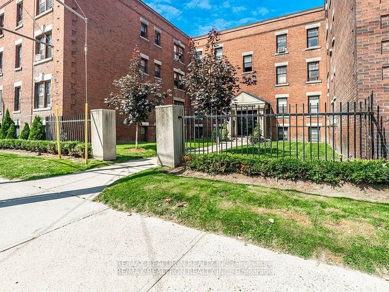 65 - 12 Kingston Rd, Toronto, M4L 2S4 | Image 3