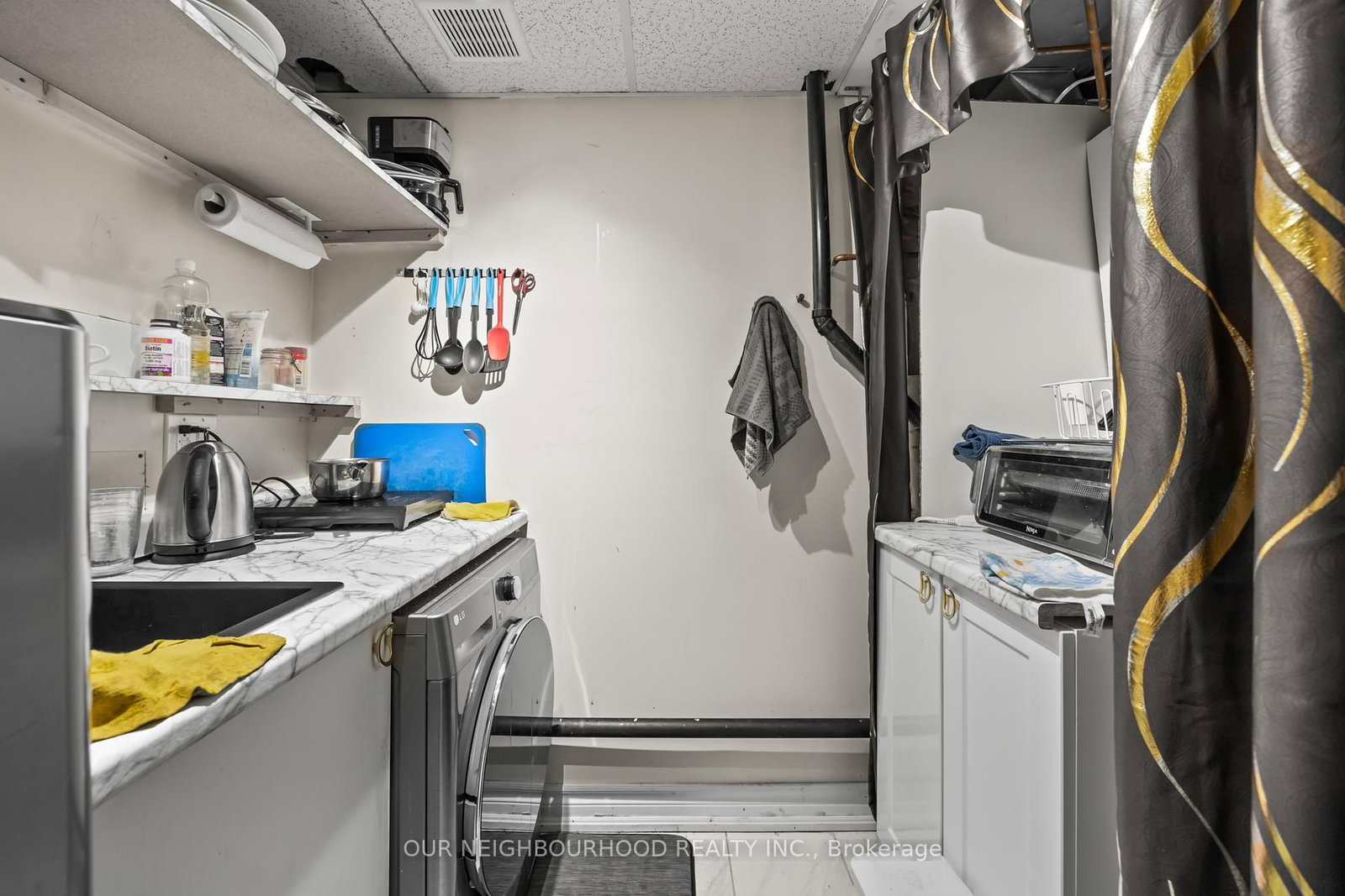 Listing Image 33