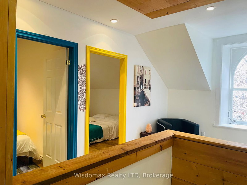 SM05 - 2319 Wildwood Cres, Pickering, L1X 2N1 | Image 3