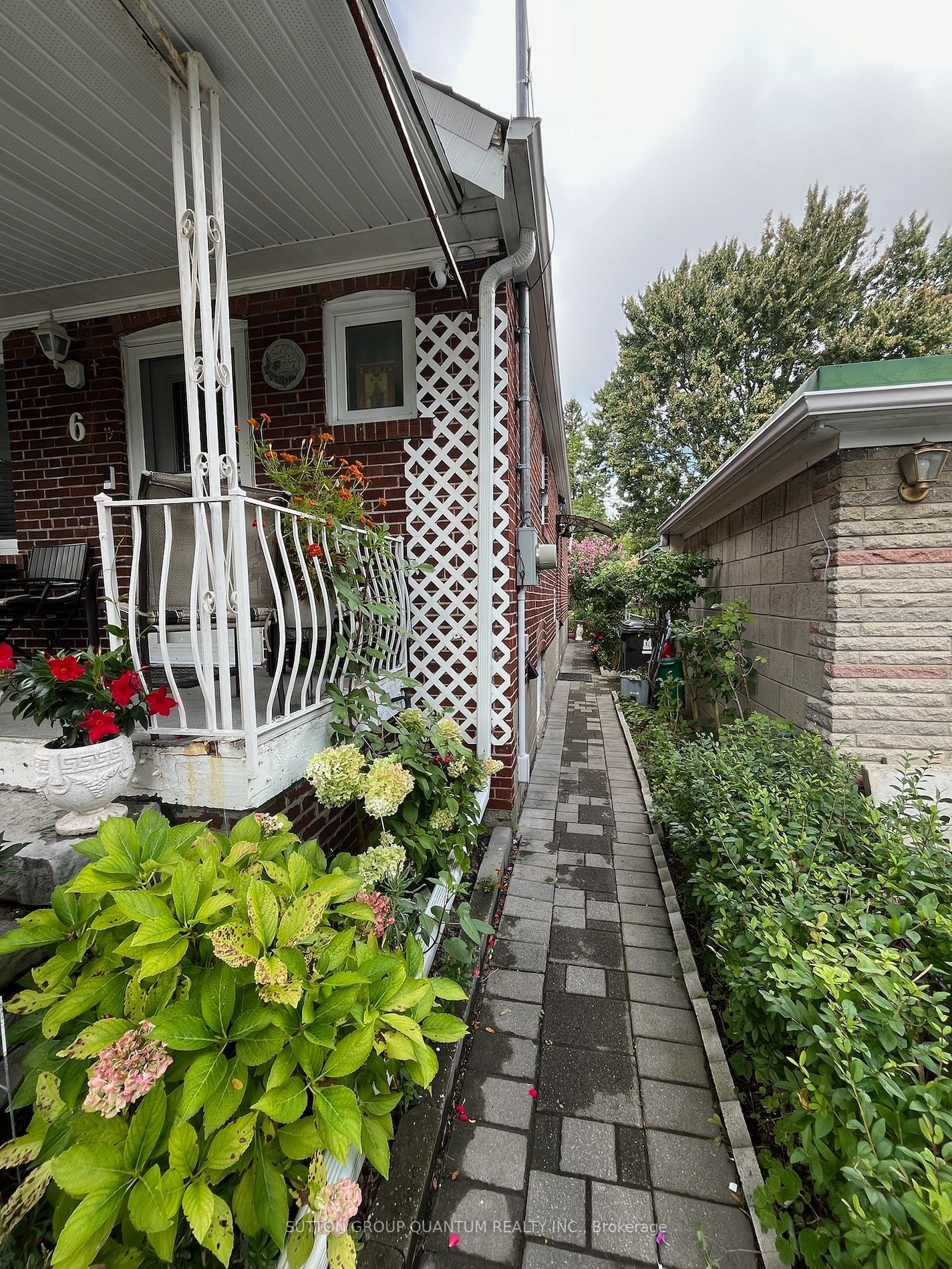 Lower Level leased at Bsmt-6 Camilla Crescent, Toronto, Clairlea-Birchmount, M1L 1Z1 - MLS: E11893287