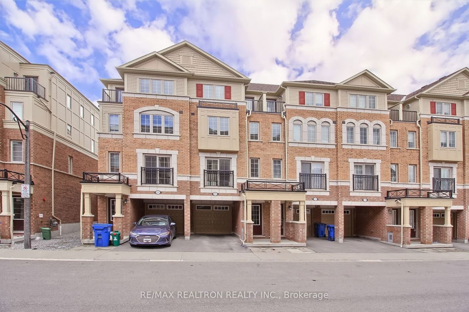 Townhouse leased at 424-2201 Chevron Prince Path, Oshawa, Windfields, L1L 0K9 - MLS: E11893787