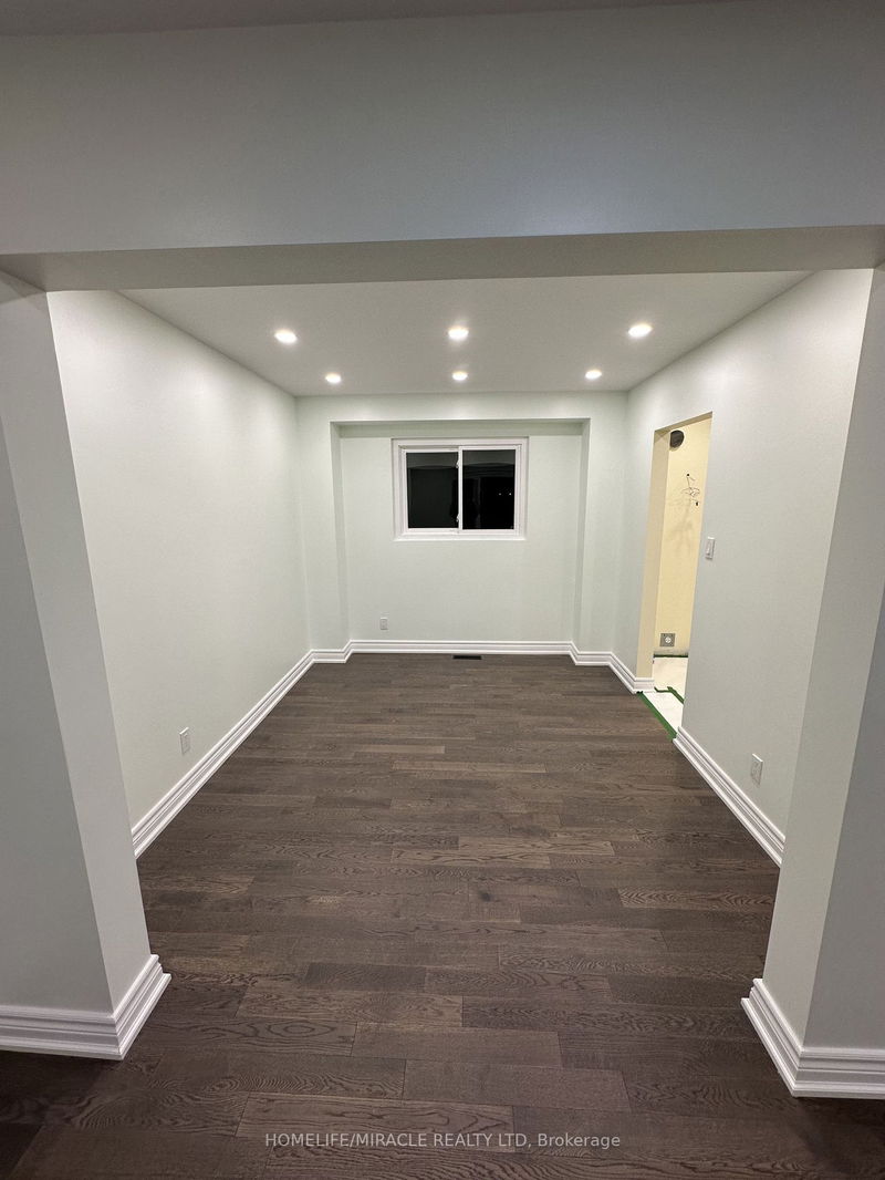 home for lease on 69 Gorsey Square