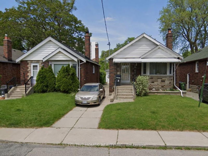home for sale on 270-272 Floyd Avenue
