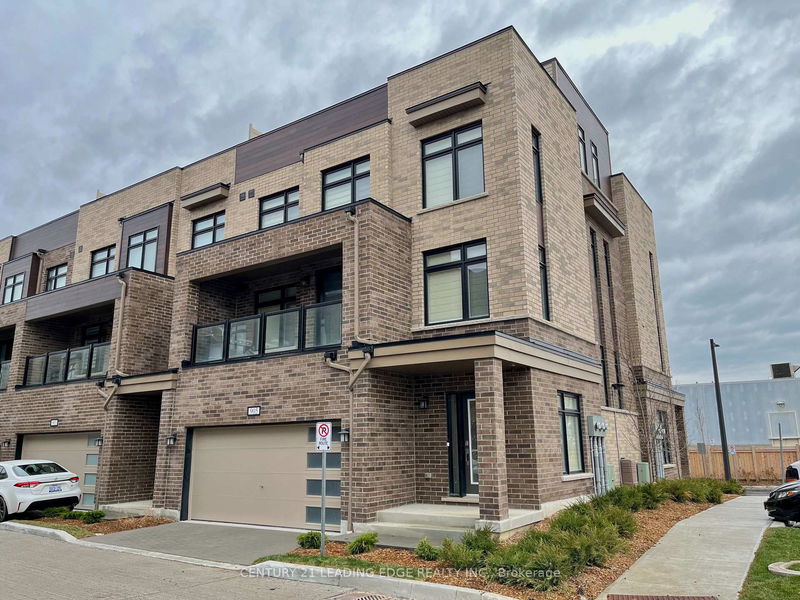 home for lease on 905-1865 Pickering Pkwy