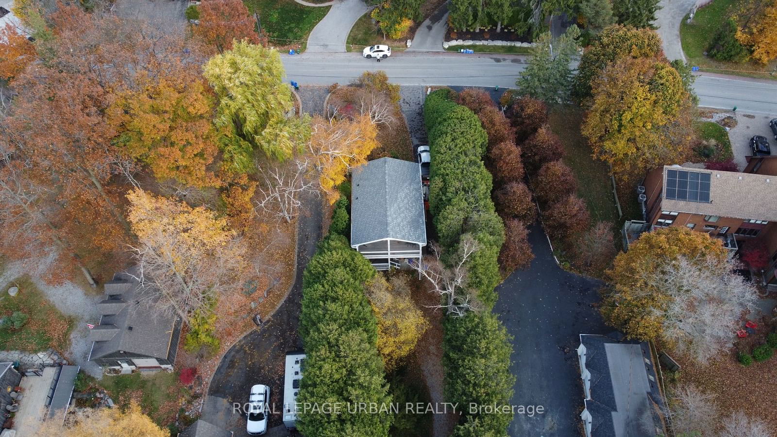 Building in 498 Rougemount Drive