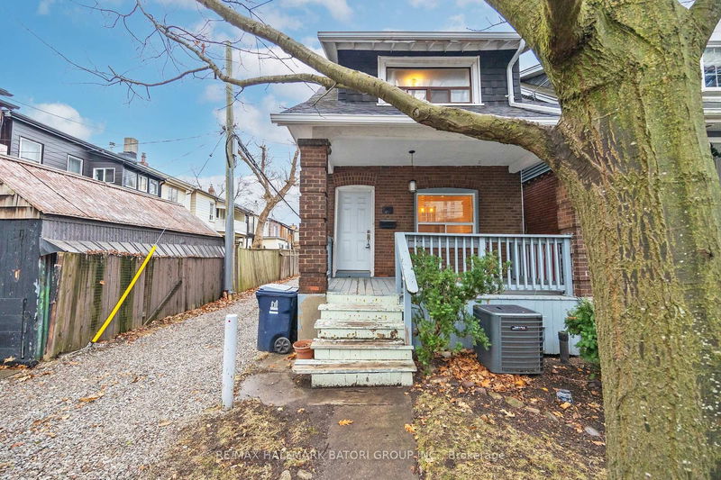 home for lease on 83 Cambridge Avenue